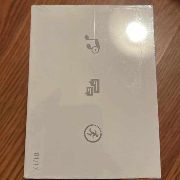 NWT fossil Q Founder 2.0. Still wrapped. - Picture 4 of 5